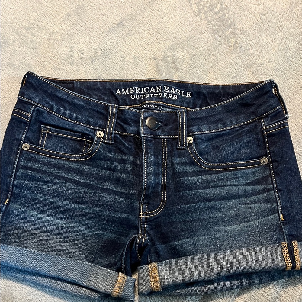American Eagle Outfitters Midi Dark Blue Denim Shorts sz 2